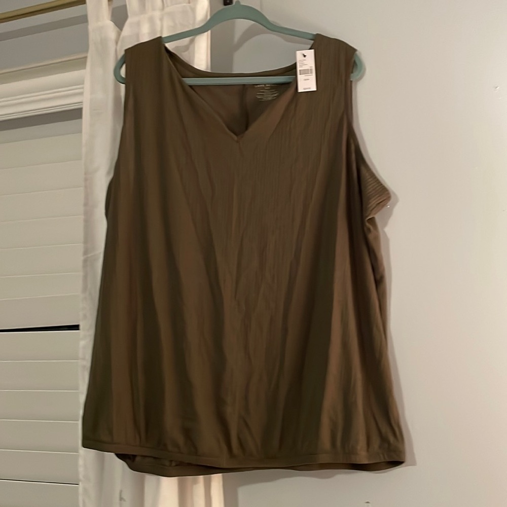 Lane Bryant ribbed tank. Army green. 22/24. NNW